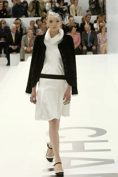 Look 2